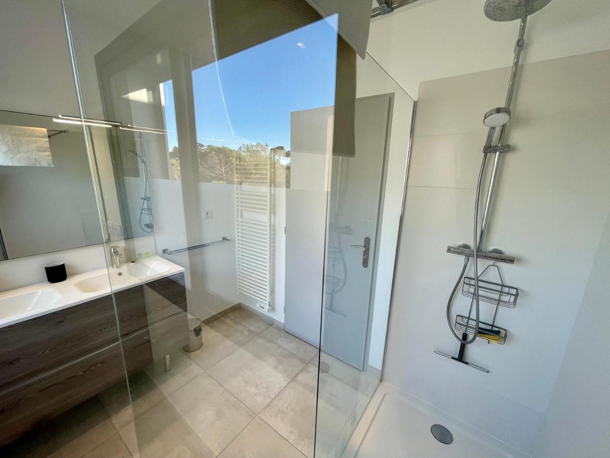 Appartement Luxe Le Levant Hyères Esterno foto