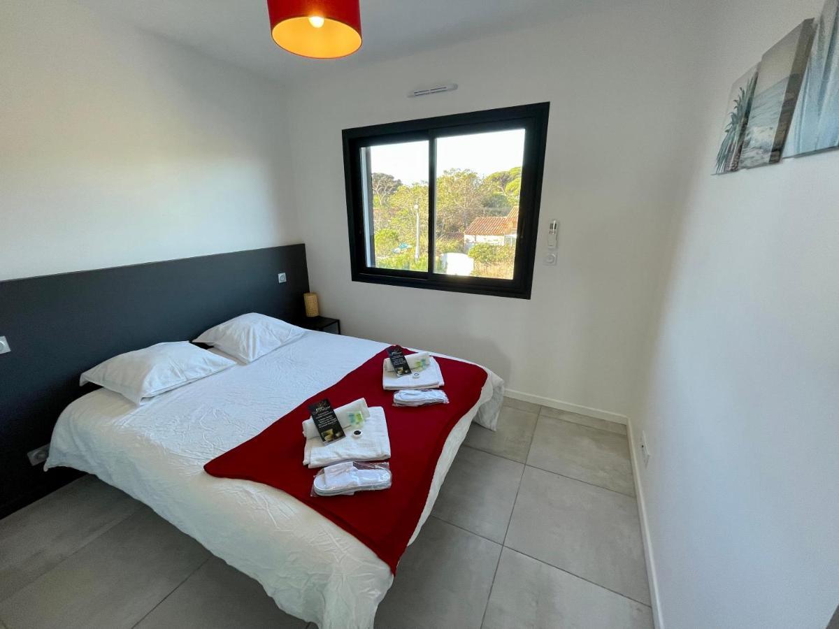 Appartement Luxe Le Levant Hyères Esterno foto