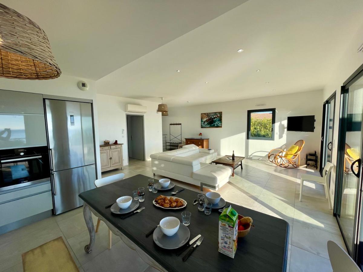 Appartement Luxe Le Levant Hyères Esterno foto