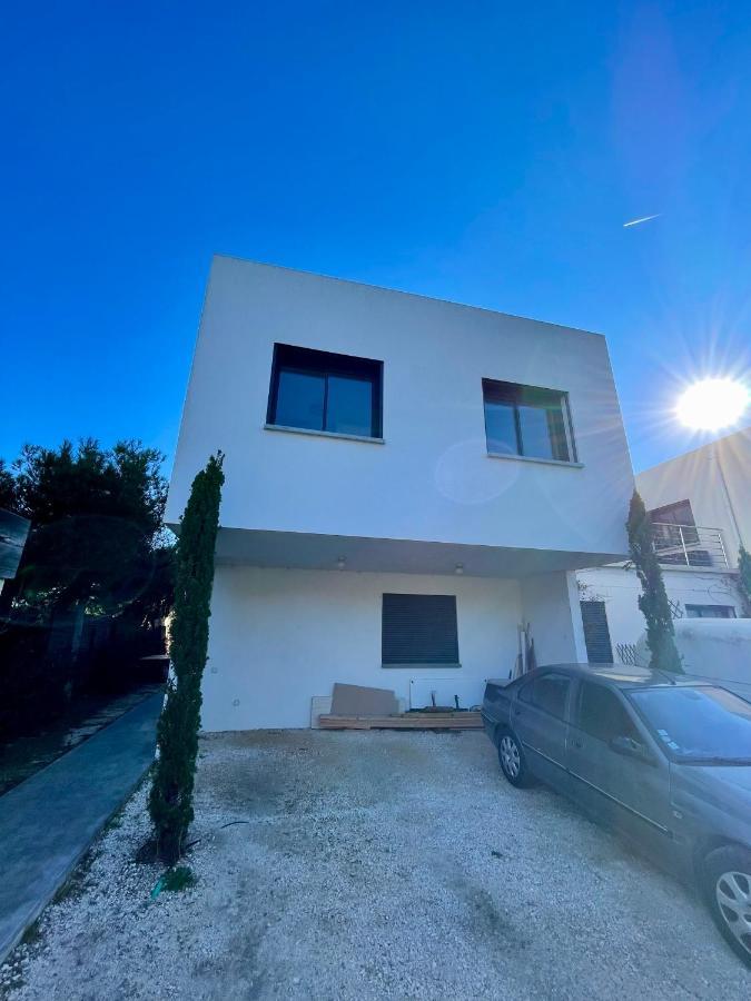 Appartement Luxe Le Levant Hyères Esterno foto