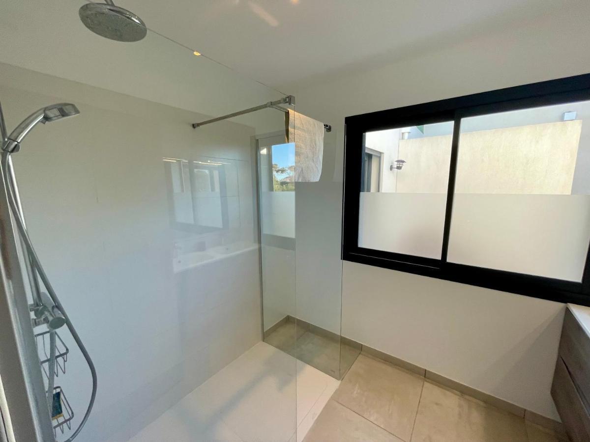 Appartement Luxe Le Levant Hyères Esterno foto