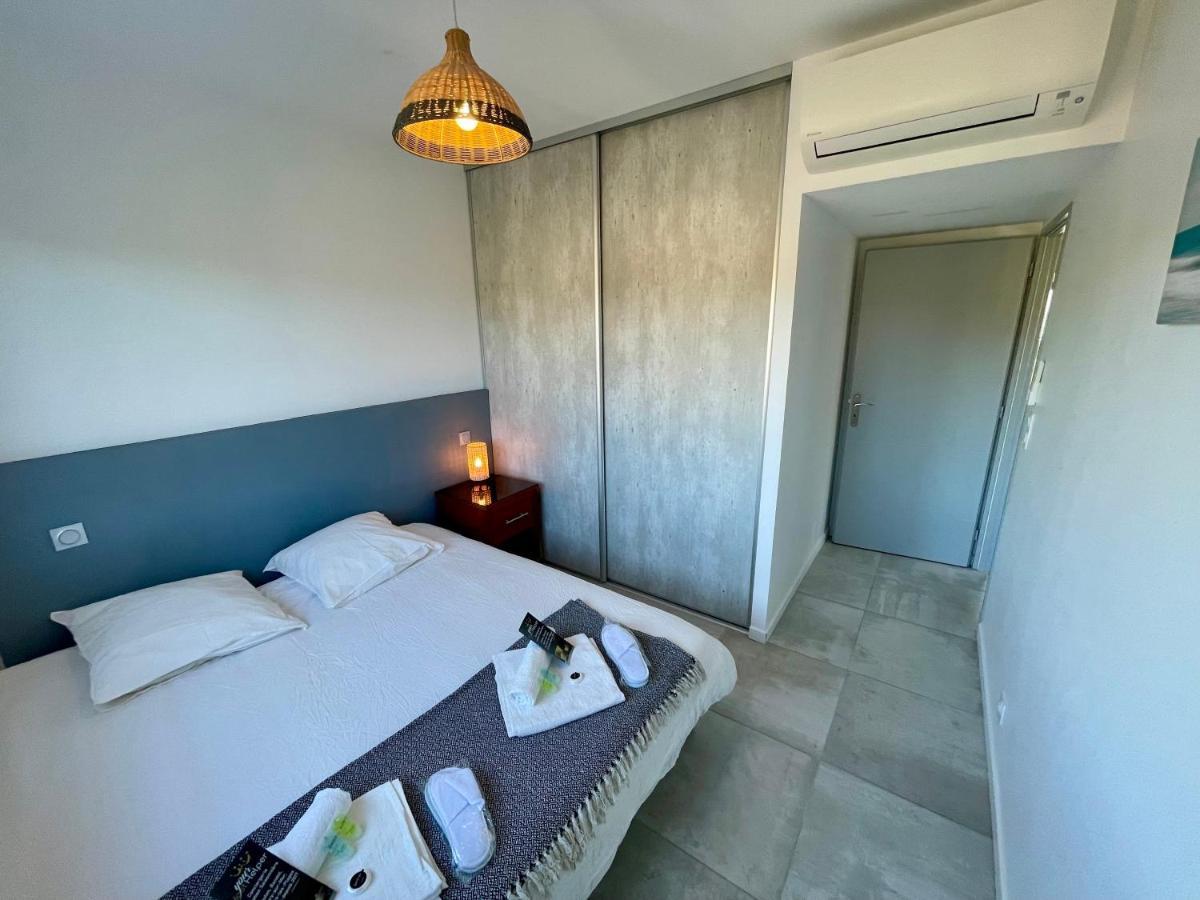 Appartement Luxe Le Levant Hyères Esterno foto
