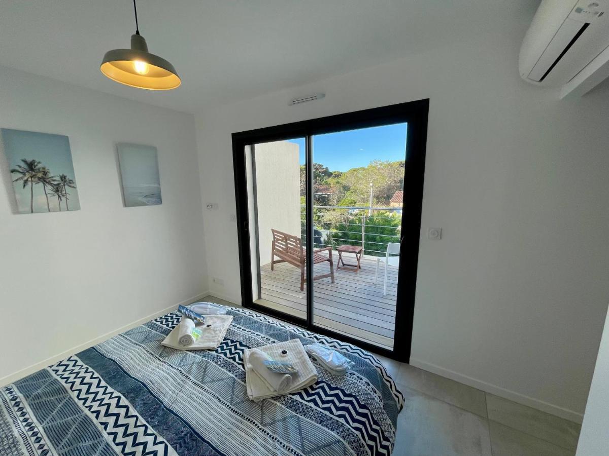 Appartement Luxe Le Levant Hyères Esterno foto