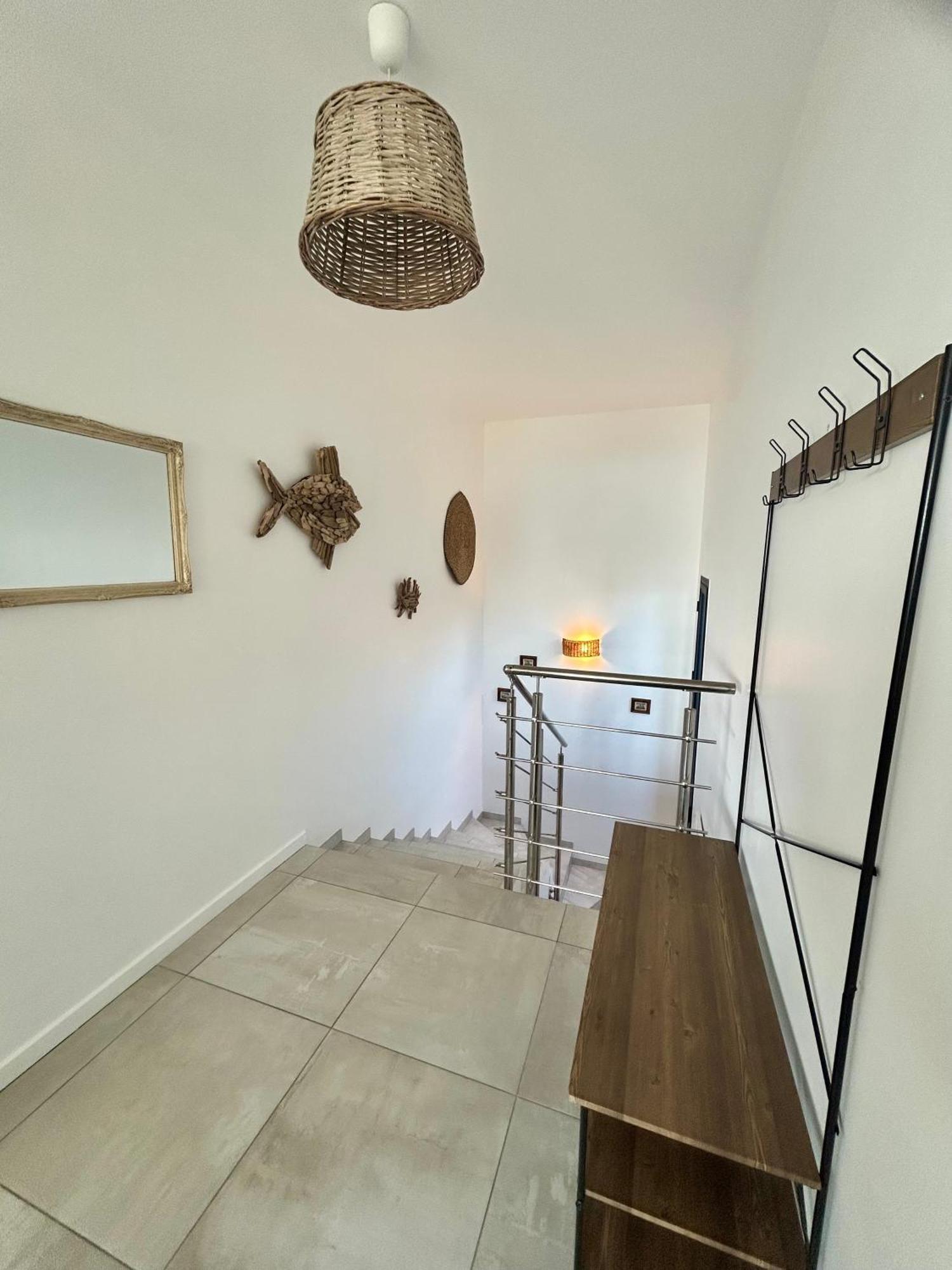 Appartement Luxe Le Levant Hyères Esterno foto
