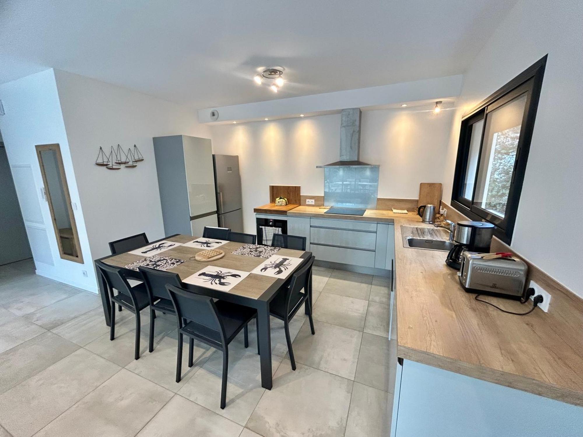 Appartement Luxe Le Levant Hyères Esterno foto
