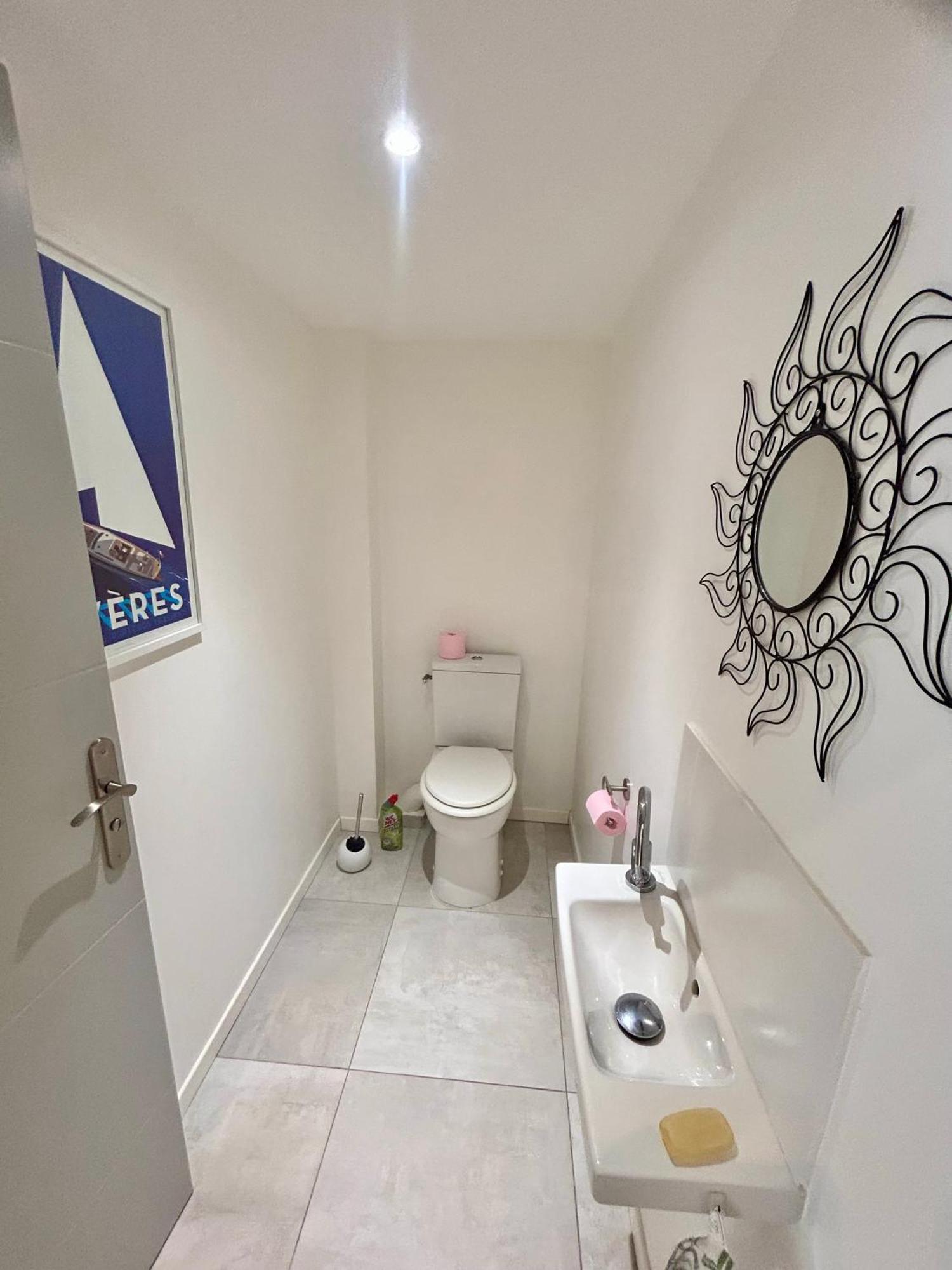Appartement Luxe Le Levant Hyères Esterno foto